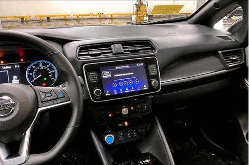 2022 Nissan Leaf SL PLUS 62 kWh