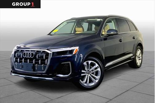 2025 Audi Q7 55 Premium Plus