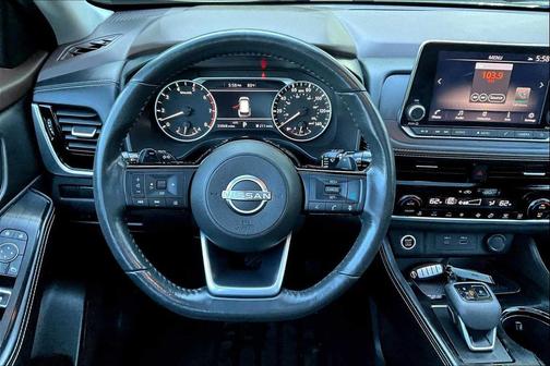 2022 Nissan Rogue SL