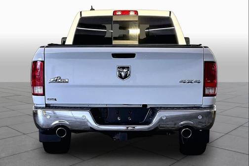 Bright White Clearcoat 2019 RAM 1500 Big Horn
