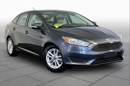 Magnetic Metallic 2017 Ford Focus SE
