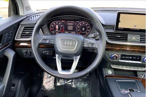 2018 Audi Q5 2.0T Premium Plus
