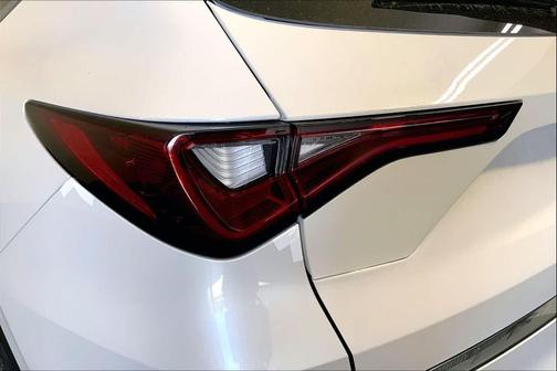Platinum White Pearl 2026 Acura MDX Technology Package