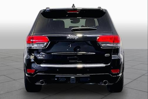 Diamond Black Crystal Pearlcoat 2021 Jeep Grand Cherokee Overland