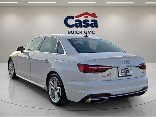 2022 Audi A4 45 S line Premium Plus