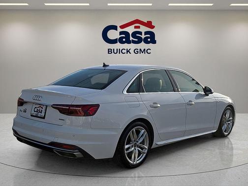 2022 Audi A4 45 S line Premium Plus
