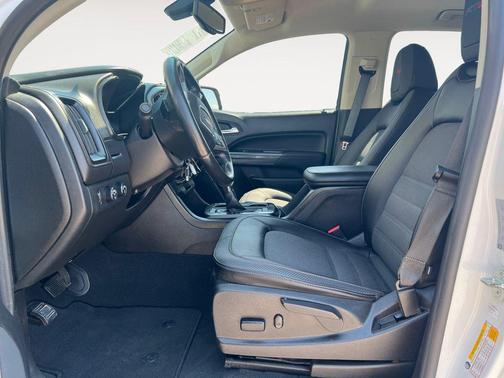 2022 GMC Canyon AT4