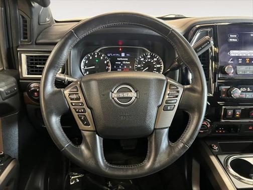 2023 Nissan Titan Platinum Reserve