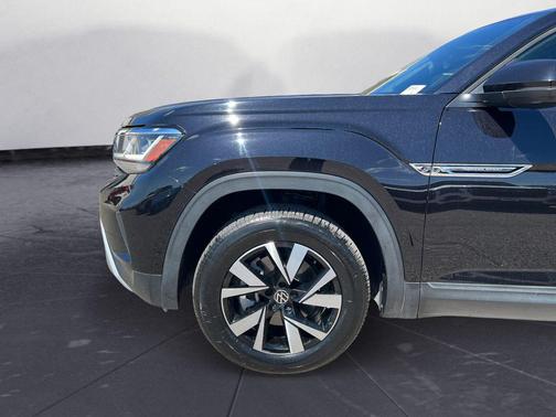 2022 Volkswagen Atlas Cross Sport 2.0T SE
