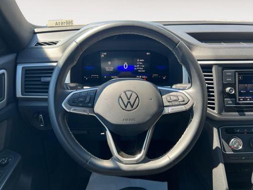 2022 Volkswagen Atlas Cross Sport 2.0T SE