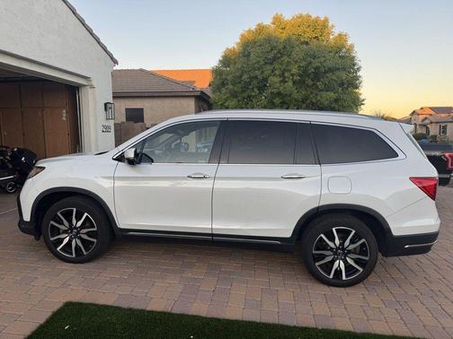 2020 Honda Pilot AWD Elite