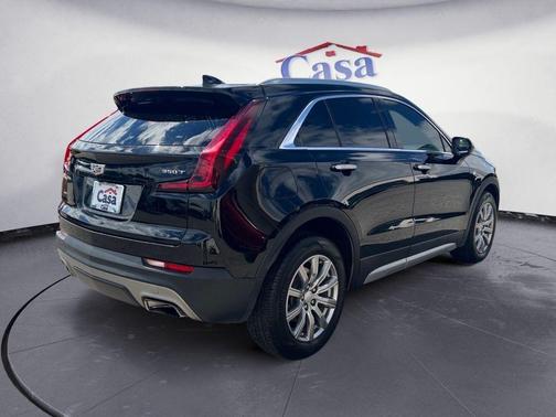 2020 Cadillac XT4 Premium Luxury