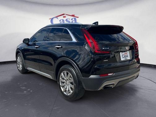 2020 Cadillac XT4 Premium Luxury