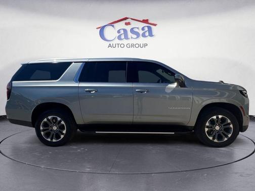 2025 Chevrolet Suburban LT