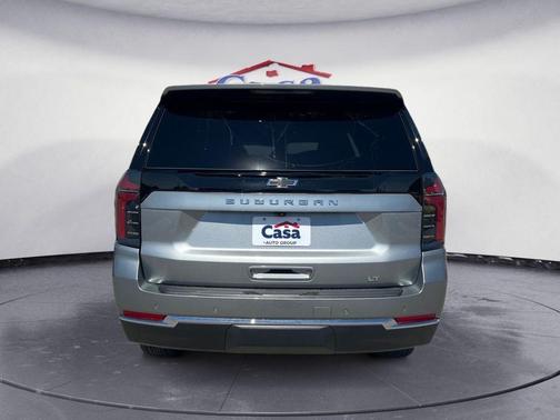 2025 Chevrolet Suburban LT
