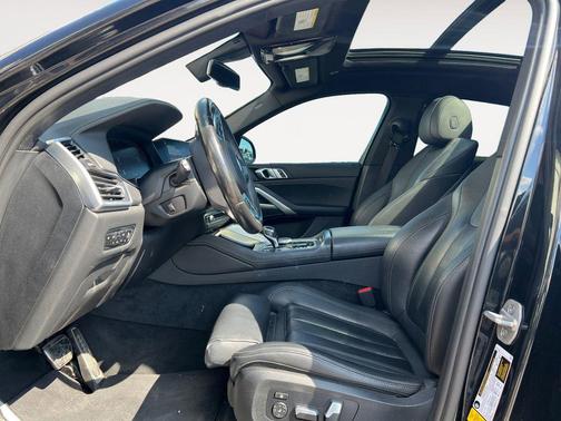 2021 BMW X6 xDrive40i