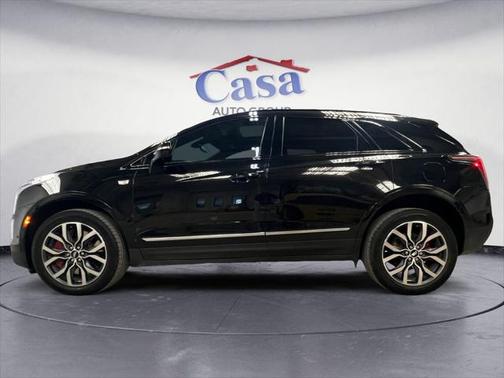2022 Cadillac XT5 Sport