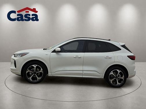 STAR WHITE METALLIC TRI-COAT 2023 Ford Escape ST-Line Select