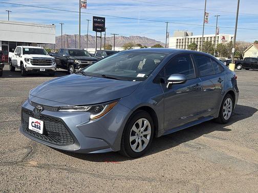 2022 Toyota Corolla LE