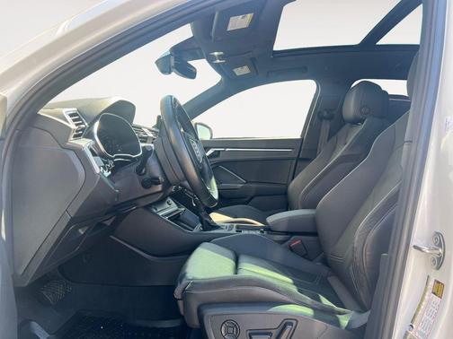 2022 Audi Q3 45 S line Premium Plus