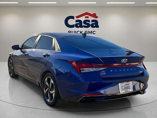 2022 Hyundai ELANTRA Limited