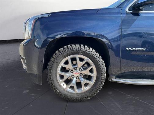 2017 GMC Yukon SLE