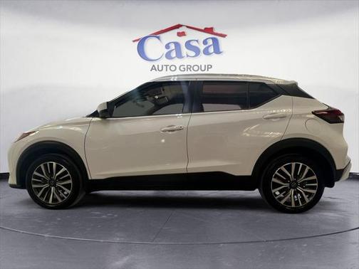 2022 Nissan Kicks SV