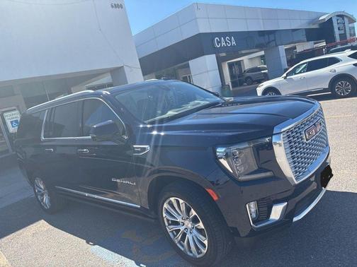 2022 GMC Yukon XL Denali