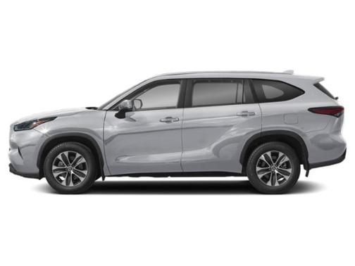 Celestial Silver Metallic 2024 Toyota Highlander XLE