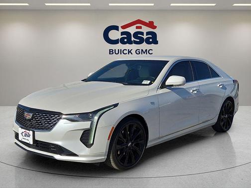 2024 Cadillac CT4 Luxury