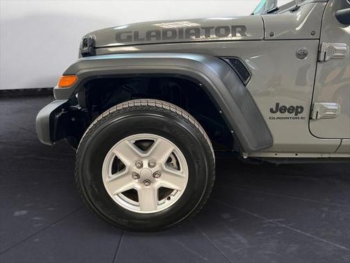 2023 Jeep Gladiator Sport S