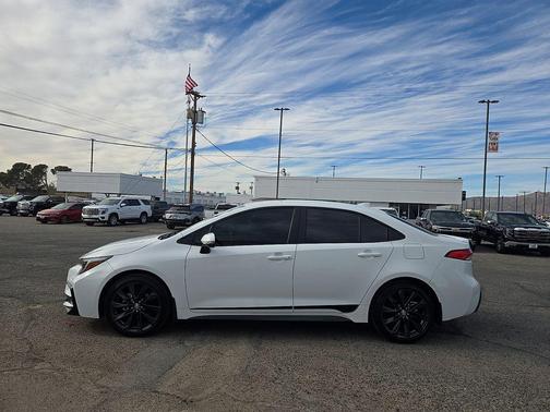 2025 Toyota Corolla SE