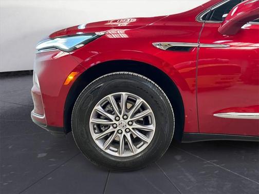 2023 Buick Enclave Essence FWD