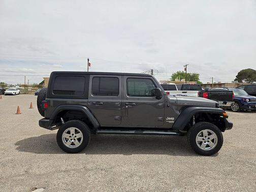 Granite Crystal Metallic Clearcoat 2018 Jeep Wrangler Unlimited Sport