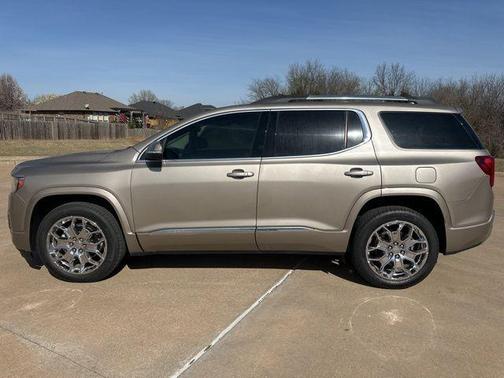 Gray 2022 GMC Acadia Denali