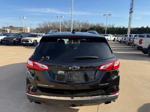 Mosaic Black Metallic 2020 Chevrolet Equinox Premier w/2LZ