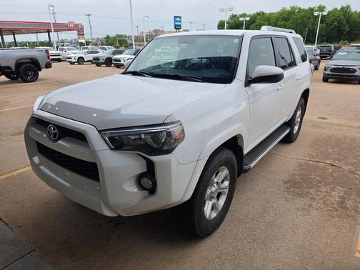 Super White 2014 Toyota 4Runner SR5