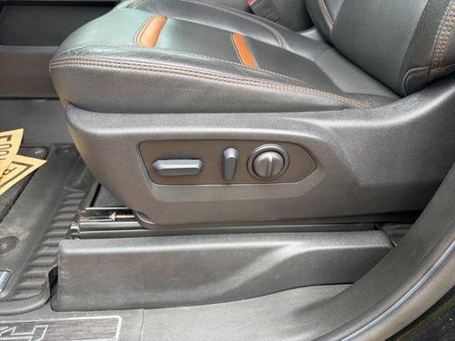 Onyx Black 2023 GMC Sierra 3500 AT4