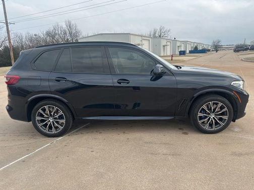 Tanzanite Blue II Metallic 2019 BMW X5 xDrive50i