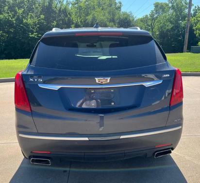 Harbor Blue Metallic 2018 Cadillac XT5 Luxury