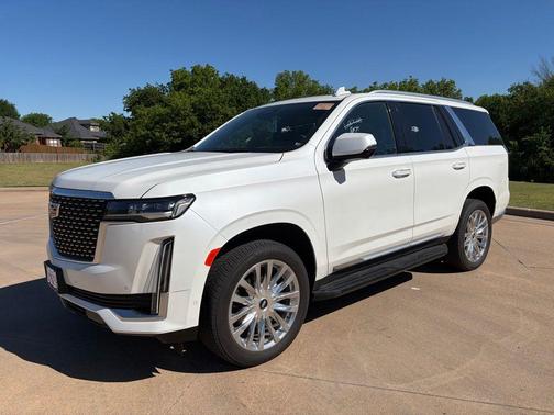 Crystal White Tri-Coat 2024 Cadillac Escalade Premium Luxury
