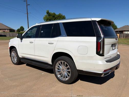 Crystal White Tri-Coat 2024 Cadillac Escalade Premium Luxury
