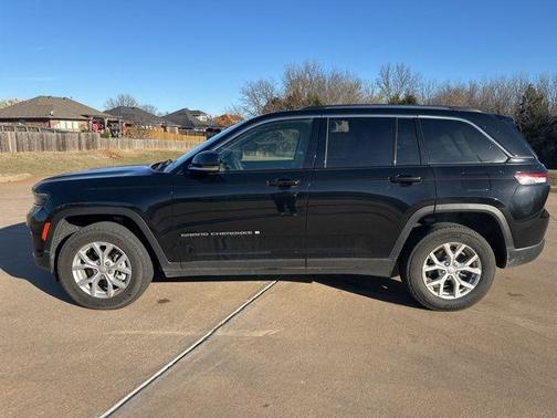 Diamond Black 2024 Jeep Grand Cherokee Limited SUV