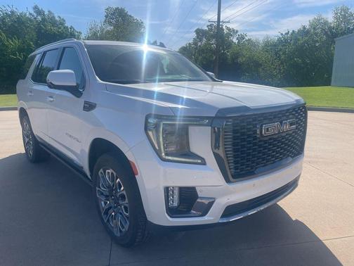 White Frost Tri-Coat 2024 GMC Yukon Denali Ultimate