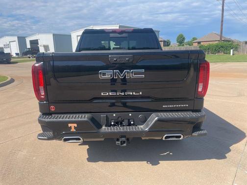 Onyx Black 2025 GMC Sierra 1500 Denali Ultimate