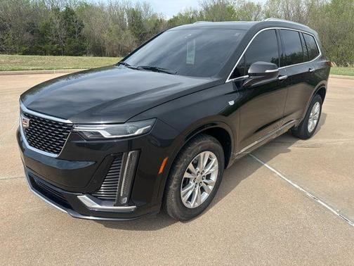 Stellar Black Metallic 2023 Cadillac XT6 Luxury FWD