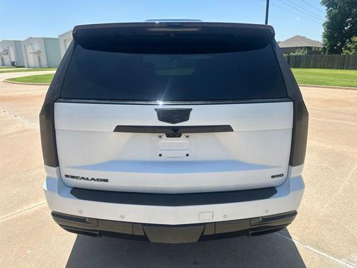 Vibrant White 2026 Cadillac Escalade Sport