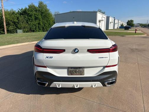 Alpine White 2024 BMW X6 xDrive40i