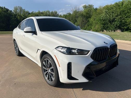 Alpine White 2024 BMW X6 xDrive40i