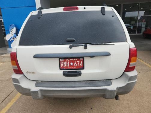 White 2000 Jeep Grand Cherokee Laredo
